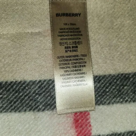 Burberry Classic Beige Nova Check Scarf - Picture 6 of 6